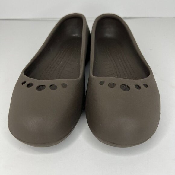 Crocs Women's Brown Breathable Solid Comfort Slip On Size 7 Rubber Flats - Picture 3 of 9
